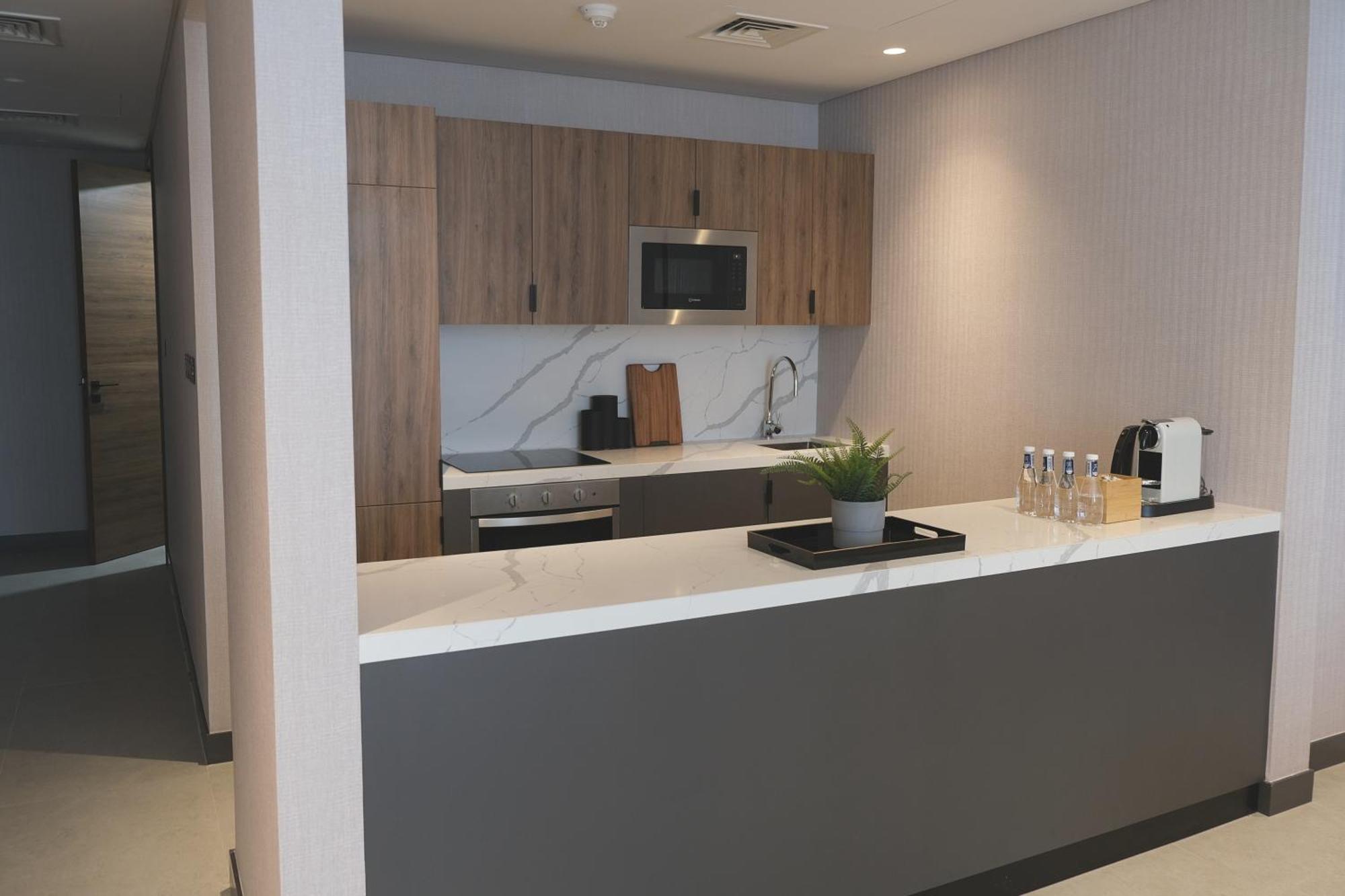 Charthouse Bahrain Hotel Manama Exterior photo Kitchen